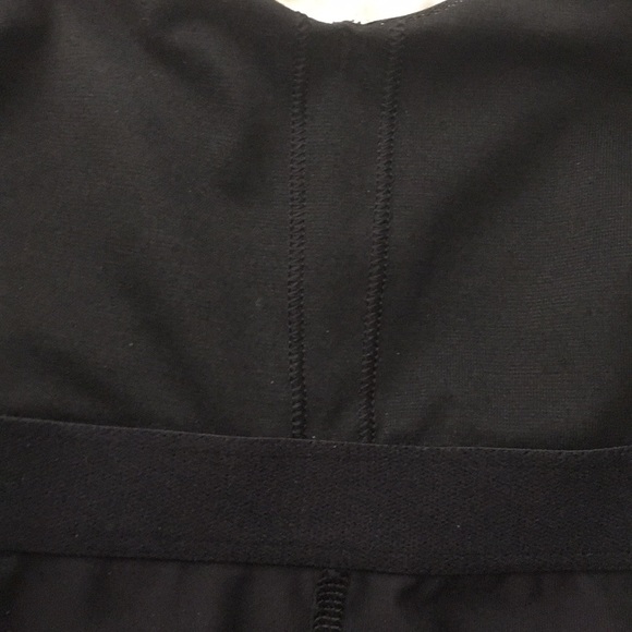 Lululemon Exquisite Tank built in bra black - Picture 10 of 16